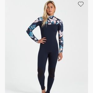 Billabong Womens Wetsuit 3/2 grapheme furnace comp chest zip size 4